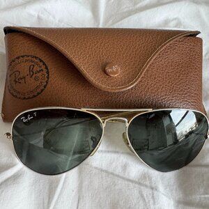 Ray-Ban Classic Aviator Sunglasses | Gold Frame w/ Polarized Green Lenses + Case
